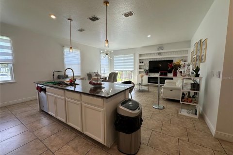 Adosado en alquiler en Kissimmee, Florida, 3 dormitorios, 164.53 m2 № 1908503 - foto 12