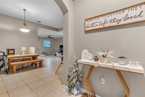 House in Homestead, Florida 4 bedrooms, 172.89 sq.m. № 1986194 - photo 4