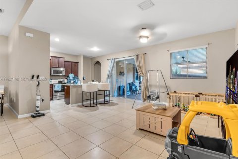 House in Homestead, Florida 4 bedrooms, 172.89 sq.m. № 1986194 - photo 11