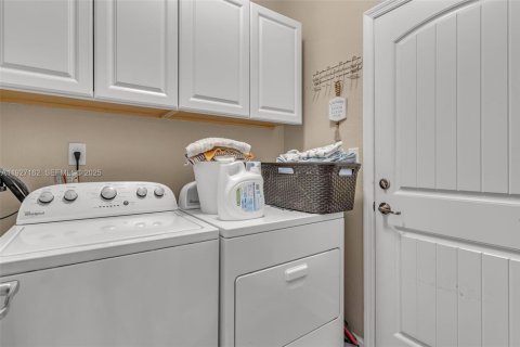 House in Homestead, Florida 4 bedrooms, 172.89 sq.m. № 1986194 - photo 24