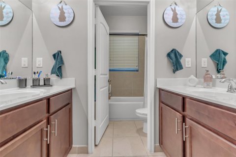 House in Homestead, Florida 4 bedrooms, 172.89 sq.m. № 1986194 - photo 20