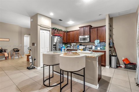 House in Homestead, Florida 4 bedrooms, 172.89 sq.m. № 1986194 - photo 8