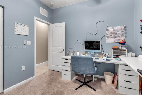 House in Homestead, Florida 4 bedrooms, 172.89 sq.m. № 1986194 - photo 23