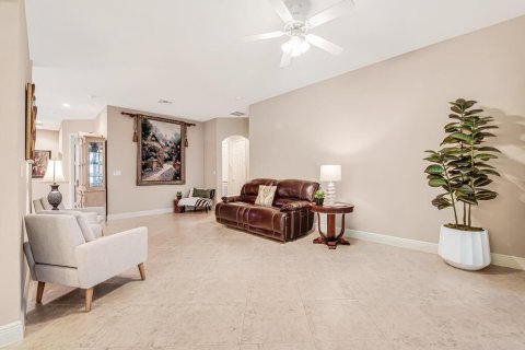 Copropriété à louer à Royal Palm Beach, Floride: 3 chambres, 214.23 m2 № 2289189 - photo 16