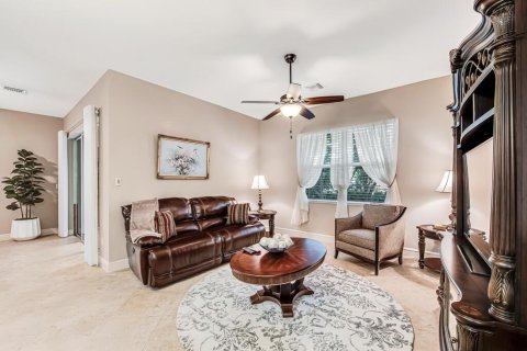 Copropriété à louer à Royal Palm Beach, Floride: 3 chambres, 214.23 m2 № 2289189 - photo 19