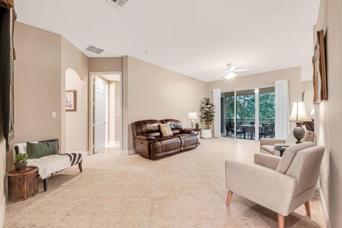 Copropriété à louer à Royal Palm Beach, Floride: 3 chambres, 214.23 m2 № 2289189 - photo 14
