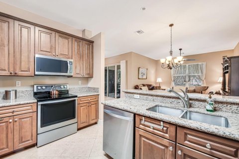 Copropriété à louer à Royal Palm Beach, Floride: 3 chambres, 214.23 m2 № 2289189 - photo 29