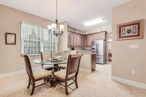 Copropriété à louer à Royal Palm Beach, Floride: 3 chambres, 214.23 m2 № 2289189 - photo 23