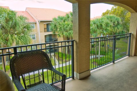 Copropriété à vendre à Pembroke Pines, Floride: 2 chambres, 104.98 m2 № 2079172 - photo 12