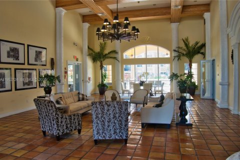 Copropriété à vendre à Pembroke Pines, Floride: 2 chambres, 104.98 m2 № 2079172 - photo 24