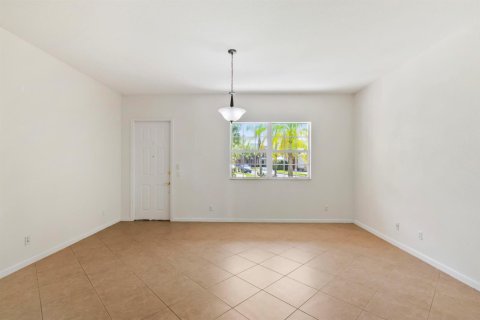 Condominio en venta en Port St. Lucie, Florida, 2 dormitorios, 134.52 m2 № 2078275 - foto 7