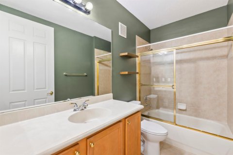 Condominio en venta en Port St. Lucie, Florida, 2 dormitorios, 134.52 m2 № 2078275 - foto 19
