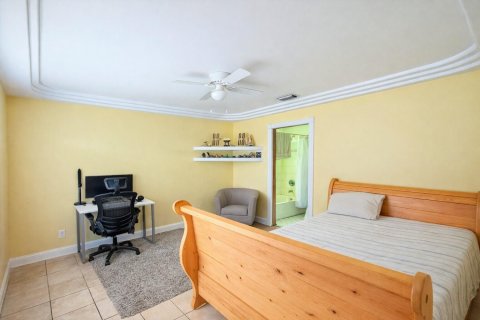 Villa ou maison à vendre à Loxahatchee Groves, Floride: 4 chambres, 371.61 m2 № 2147078 - photo 15