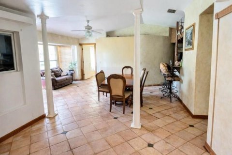 Villa ou maison à vendre à Loxahatchee Groves, Floride: 4 chambres, 371.61 m2 № 2147078 - photo 18