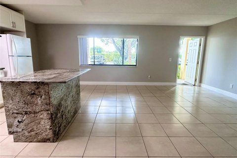 Condominio en alquiler en Boynton Beach, Florida, 2 dormitorios, 84.45 m2 № 1975798 - foto 8