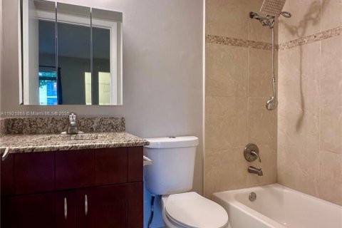 Condominio en alquiler en Boynton Beach, Florida, 2 dormitorios, 84.45 m2 № 1975798 - foto 14
