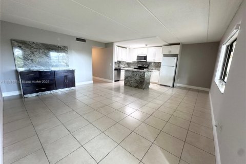 Condominio en alquiler en Boynton Beach, Florida, 2 dormitorios, 84.45 m2 № 1975798 - foto 10