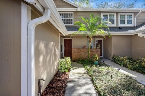 Condo in Altamonte Springs, Florida, 2 bedrooms № 2237288 - photo 4