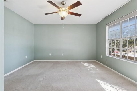 Condo in Altamonte Springs, Florida, 2 bedrooms № 2237288 - photo 25