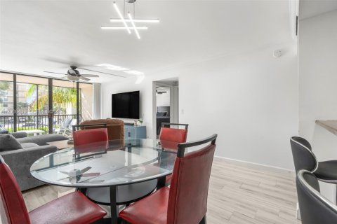 Condominio en venta en Boca Raton, Florida, 2 dormitorios, 101.73 m2 № 2064968 - foto 9