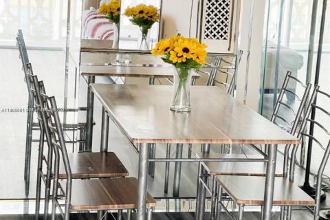 Снять в аренду кондоминиум в Халландейл-Бич, Флорида 1 спальня, 72.46м2, № 1955786 - фото 8