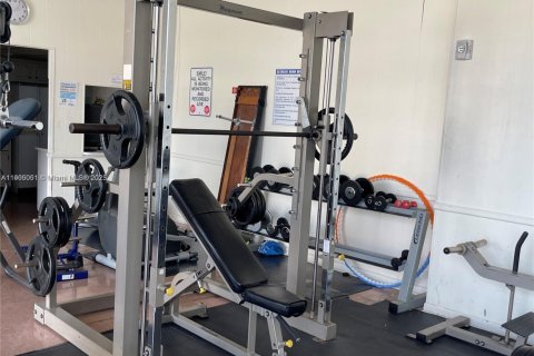 Снять в аренду кондоминиум в Халландейл-Бич, Флорида 1 спальня, 72.46м2, № 1955786 - фото 15