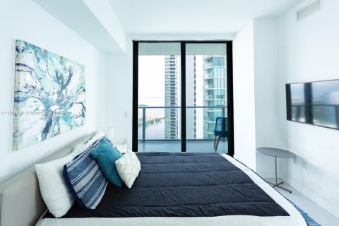 Condo in Miami, Florida, 3 bedrooms  № 1925097 - photo 13