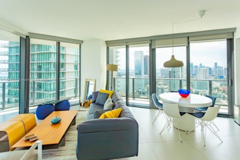 Condo in Miami, Florida, 3 bedrooms  № 1925097 - photo 17