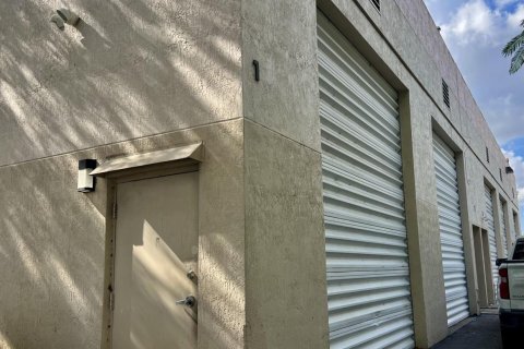 Propiedad comercial en venta en Margate, Florida № 2250055 - foto 7