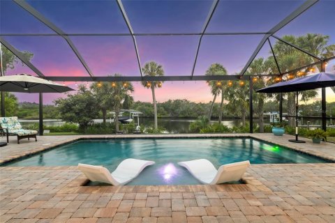 Casa en Bradenton, Florida 4 dormitorios, 252.97 m2 № 2209084