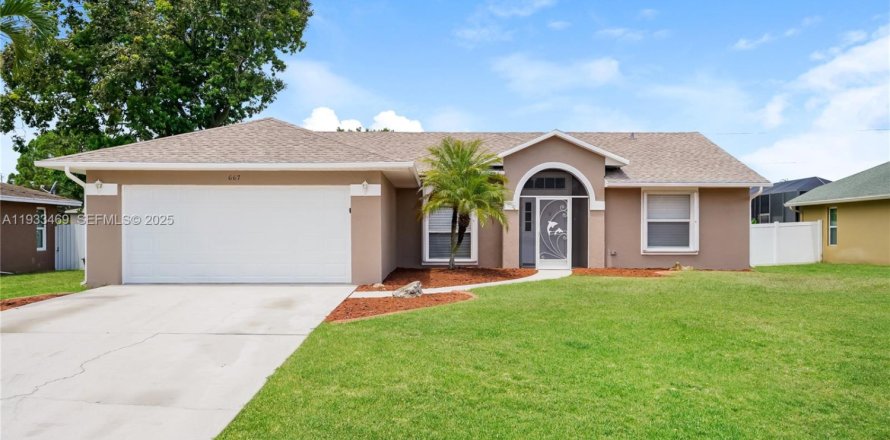 Дом в Порт-Сент-Луси, Флорида 3 спальни, 140м2 № 1991421