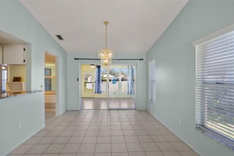 Copropriété à vendre à Holiday, Floride: 2 chambres, 122.45 m2 № 1557436 - photo 16