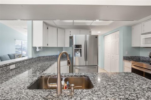 Copropriété à vendre à Holiday, Floride: 2 chambres, 122.45 m2 № 1557436 - photo 21