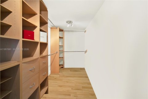 Copropriété à vendre à Sunny Isles Beach, Floride: 2 chambres, 126.07 m2 № 2019512 - photo 26