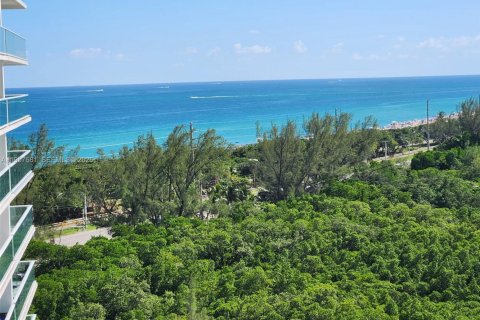 Condo à Sunny Isles Beach, Floride, 2 chambres  № 2019512