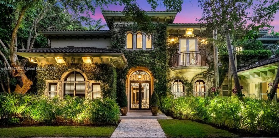 House in Miami, Florida 6 bedrooms, 611.3 sq.m. № 1890081
