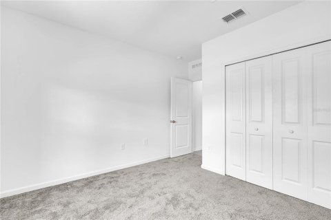 House in Davenport, Florida 4 bedrooms, 195.09 sq.m. № 2205698 - photo 12