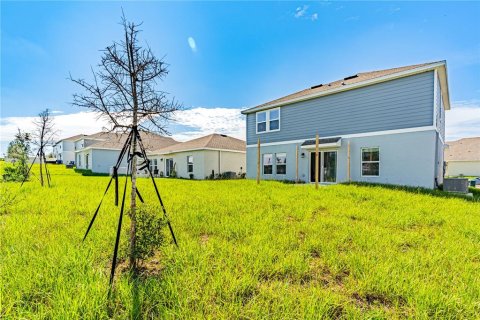 House in Davenport, Florida 4 bedrooms, 195.09 sq.m. № 2205698 - photo 14