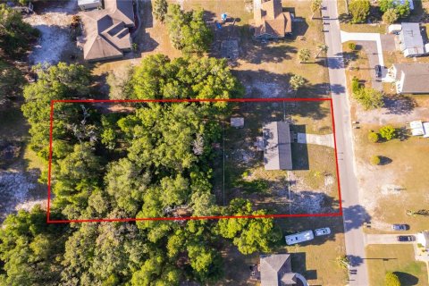 House in Umatilla, Florida 4 bedrooms, 111.48 sq.m. № 2095303 - photo 6