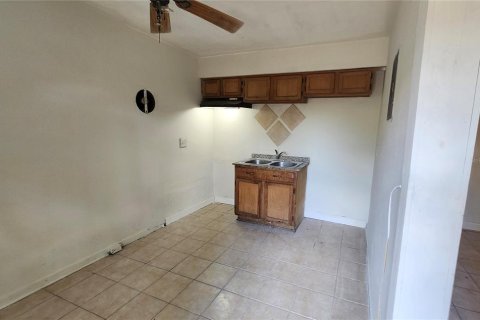 Casa en venta en Orlando, Florida, 2 dormitorios, 74.32 m2 № 1881140 - foto 10