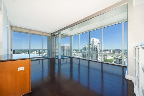 Condominio en alquiler en Orlando, Florida, 2 dormitorios, 116.13 m2 № 1747255 - foto 2