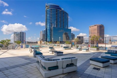 Condominio en alquiler en Orlando, Florida, 2 dormitorios, 116.13 m2 № 1747255 - foto 28