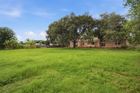 Casa en venta en Plant City, Florida, 4 dormitorios, 223.34 m2 № 2202708 - foto 13