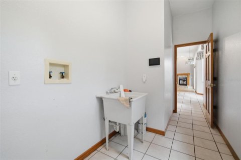 Casa en venta en Plant City, Florida, 4 dormitorios, 223.34 m2 № 2202708 - foto 17