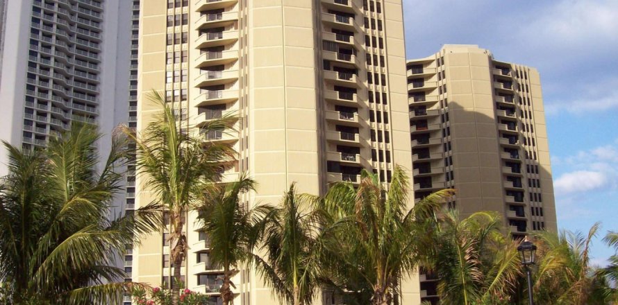 Condo in Riviera Beach, Florida, 2 bedrooms  № 1065930