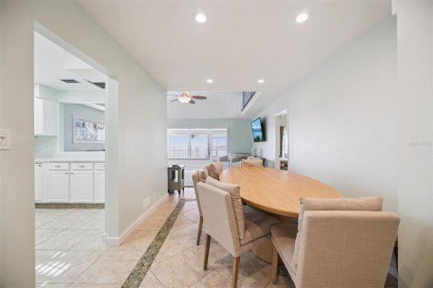 Casa en venta en Babson Park, Florida, 3 dormitorios, 200.3 m2 № 2143990 - foto 12