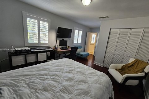 Townhouse in Miami, Florida 2 bedrooms, 135.27 sq.m. № 1946297 - photo 21