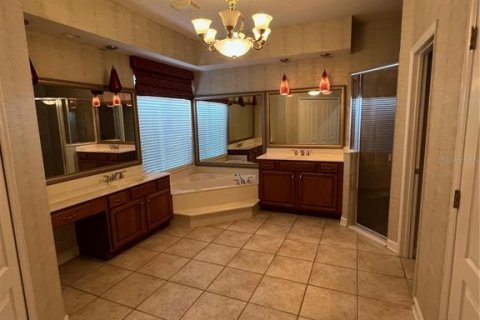 Villa ou maison à louer à Orlando, Floride: 5 chambres, 340.39 m2 № 1681236 - photo 9