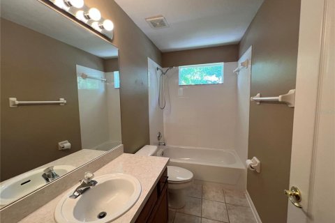 Casa en alquiler en Orlando, Florida, 5 dormitorios, 340.39 m2 № 1681236 - foto 20