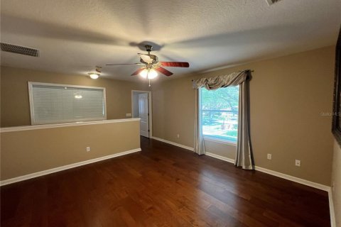 House in Orlando, Florida 5 bedrooms, 340.39 sq.m. № 1681236 - photo 18